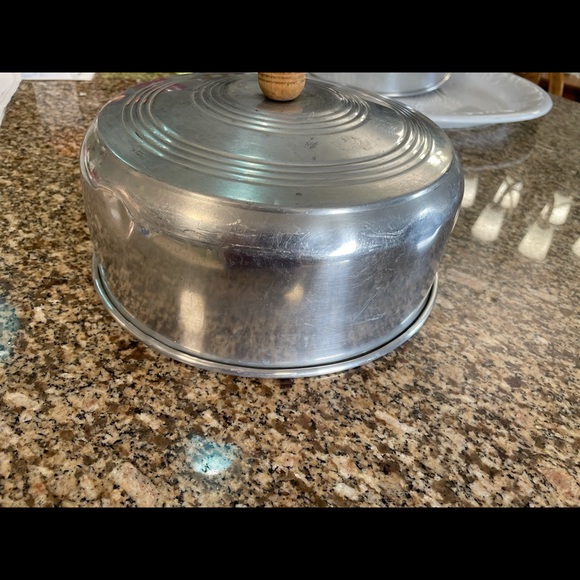 Antique Cake/Pie Cover. - Picture 3 of 5